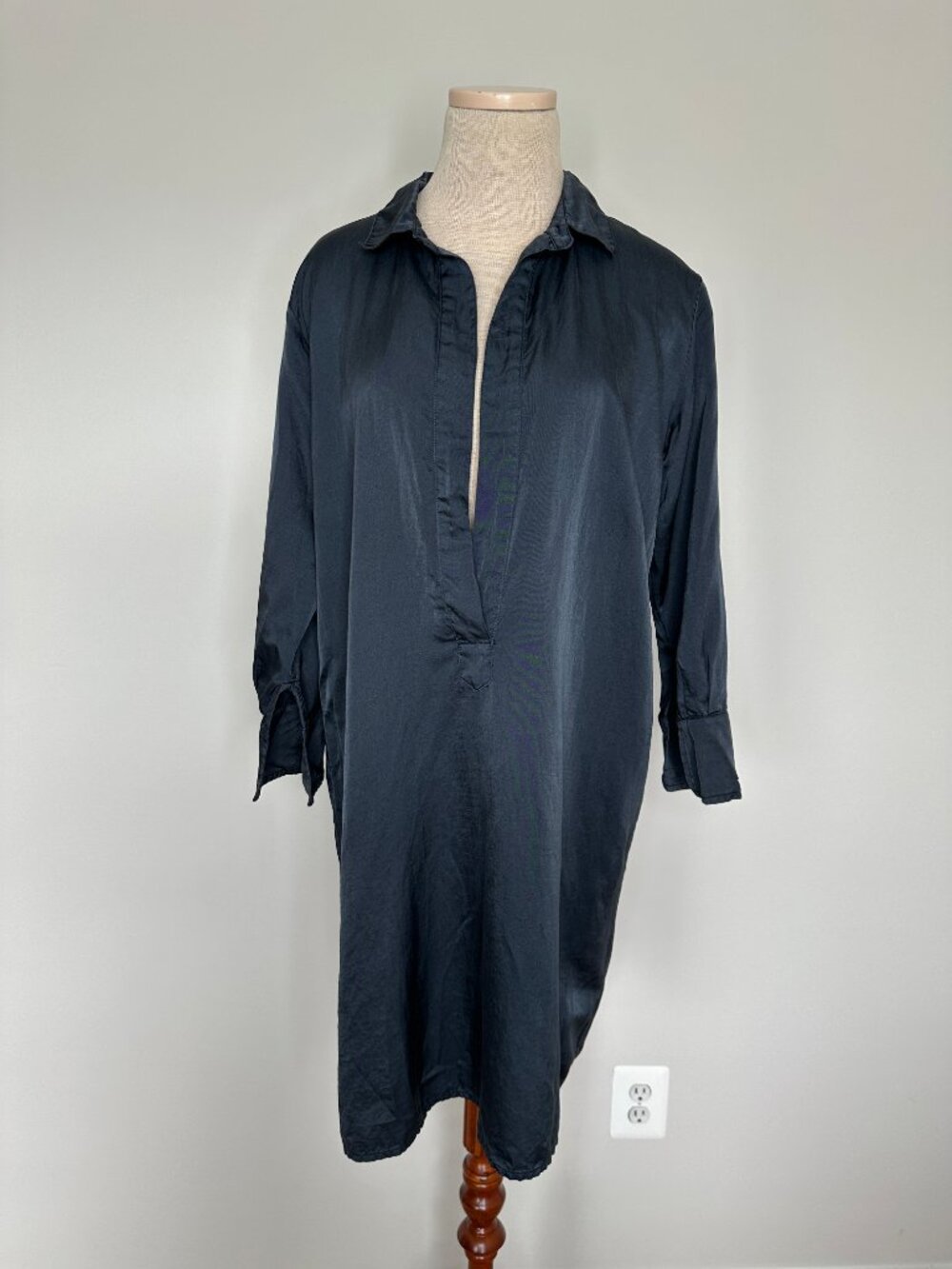 CP Shades Women's Dark Gray Split Neck Long Sleeve Tunic Silk Blend Shirt Dress